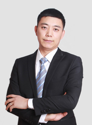 王加春